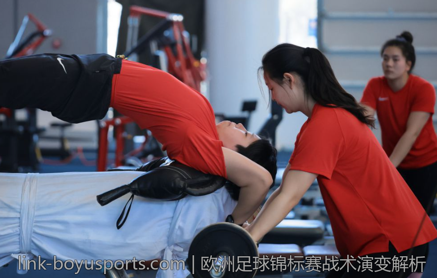 欧洲足球锦标赛战术演变解析